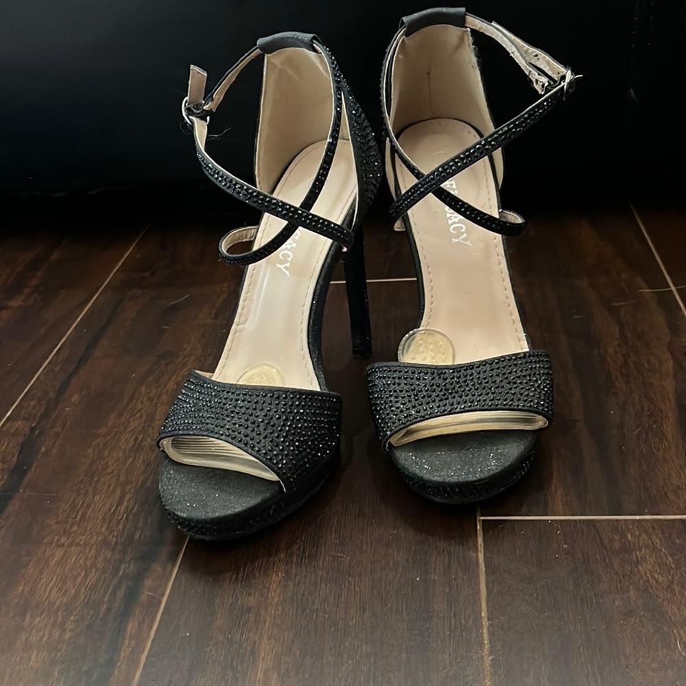 Black rhinestone heel size 5